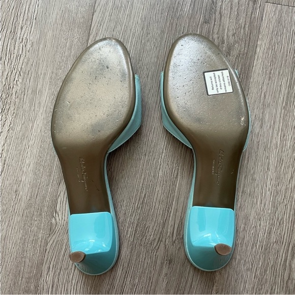 Salvadore Ferragamo Vintage Blue Kitten Heels Size 7.5 - Picture 4 of 4